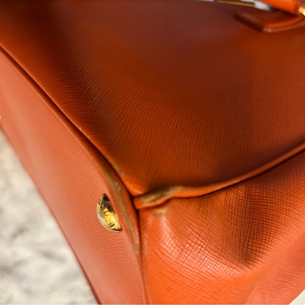 Authentic Prada BN2274 Saffiano Large Tote Papaya Orange Gold Hardware - Picture 9 of 12